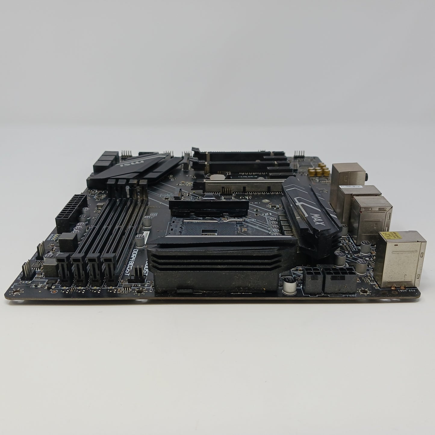 MSI X470 GAMING PLUS MAX Socket AM4 AMD Motherboard