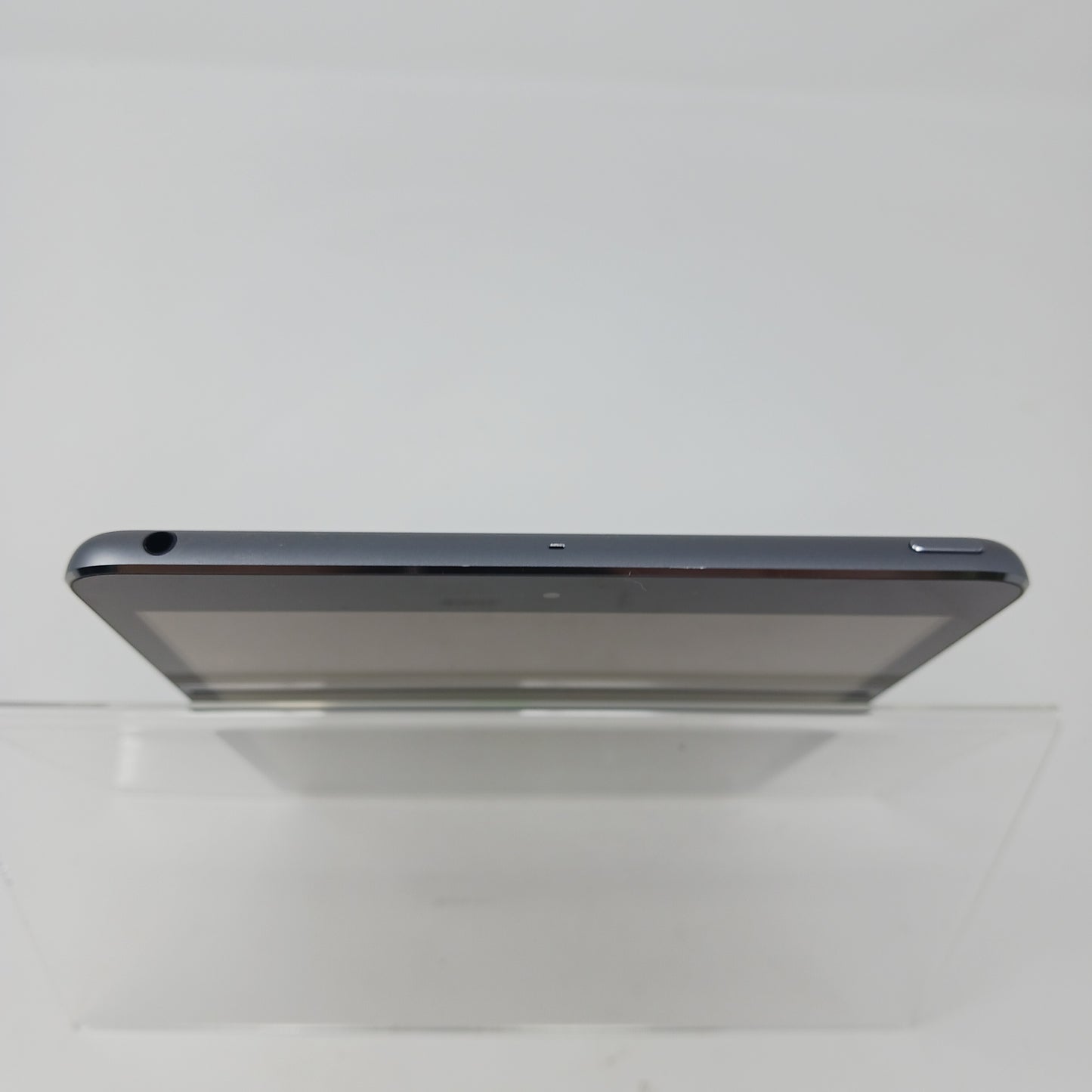 WiFi Only Apple iPad Mini 2nd Gen 32GB Space Gray ME277LL/A