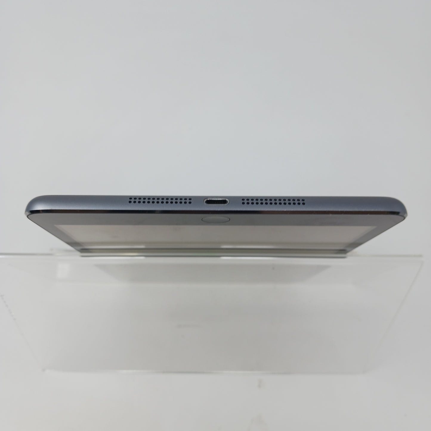 WiFi Only Apple iPad Mini 2nd Gen 32GB Space Gray ME277LL/A