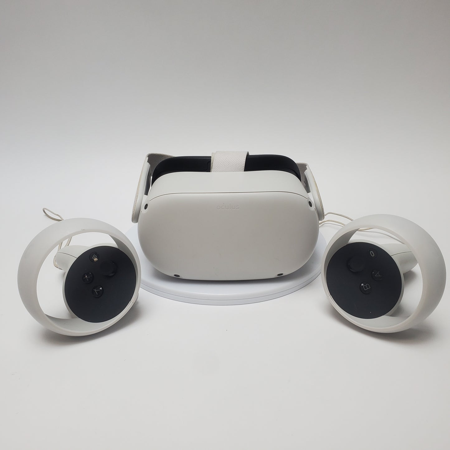 Oculus Quest 2 128GB Standalone All-in-One VR Headset KW49CM