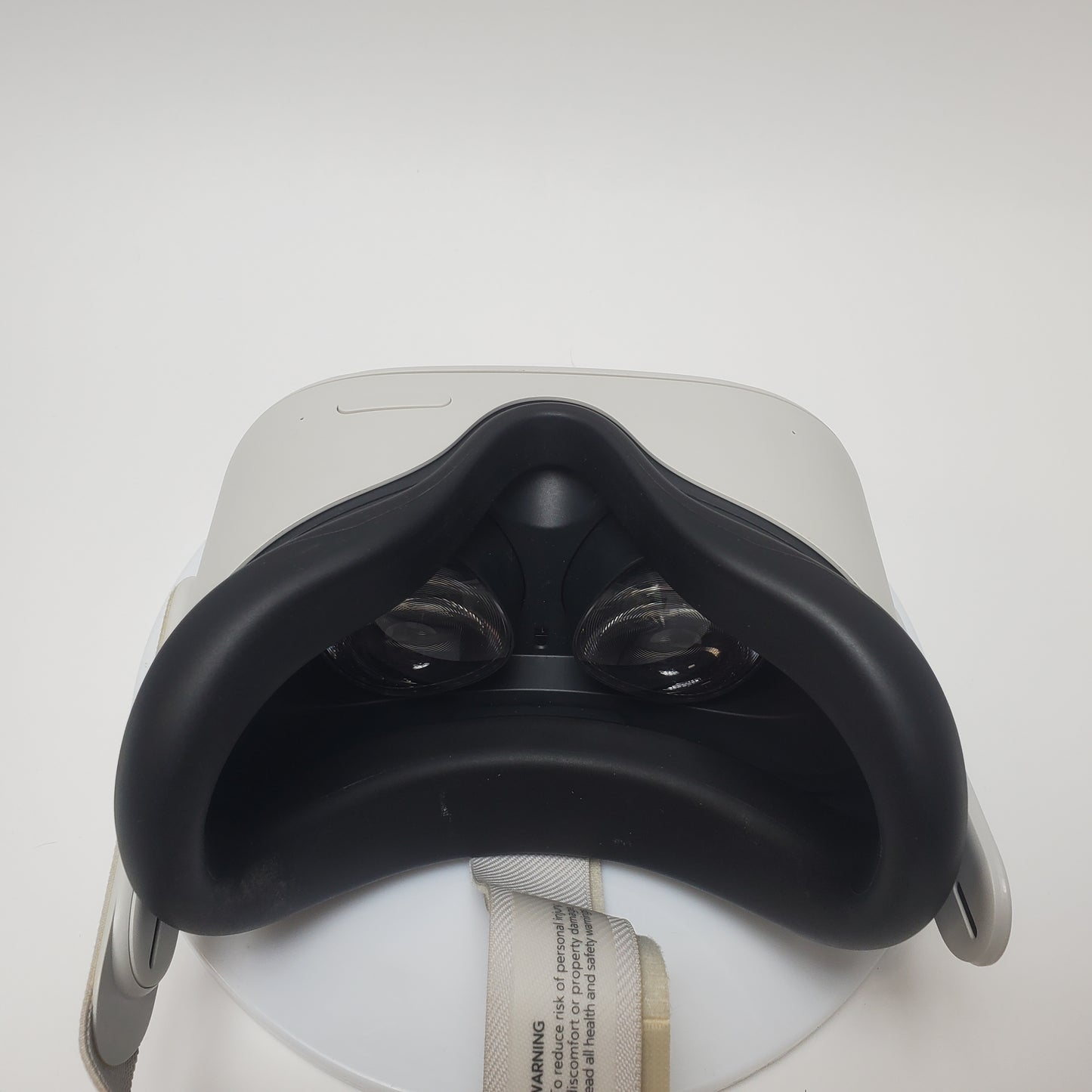 Oculus Quest 2 128GB Standalone All-in-One VR Headset KW49CM