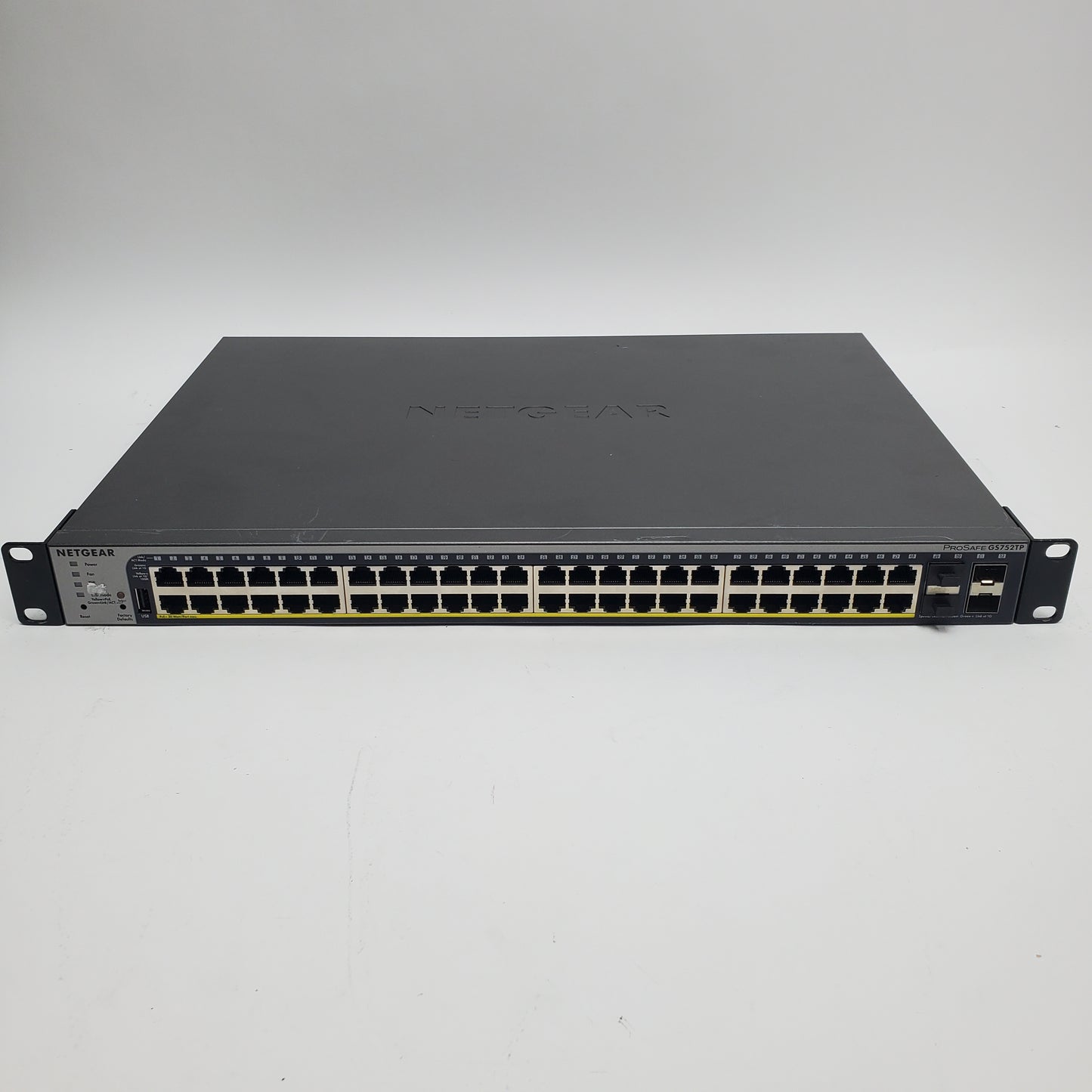 Netgear Prosafe 48-Port Gigabit Ethernet Smart PoE Switch GS752TPV2