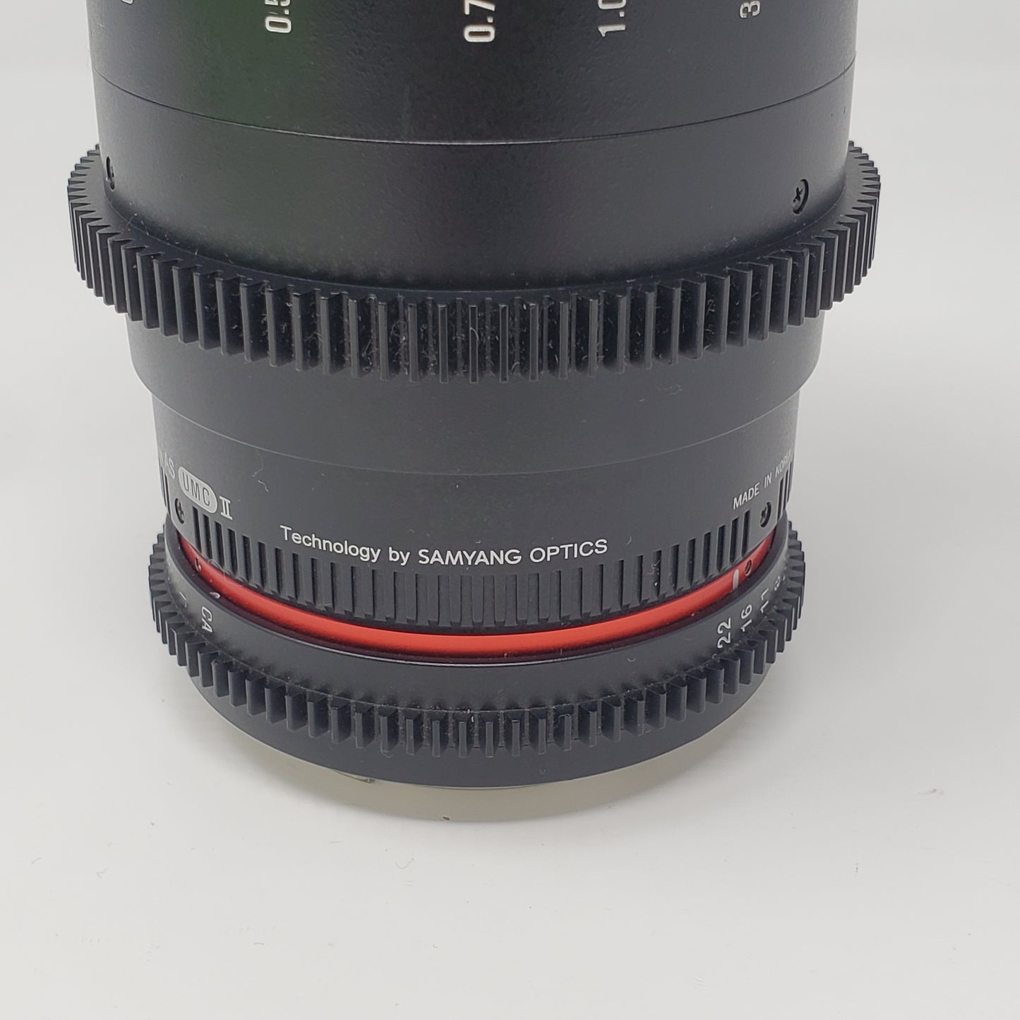 Rokinon 35mm f/1.5 For Canon EF Mount