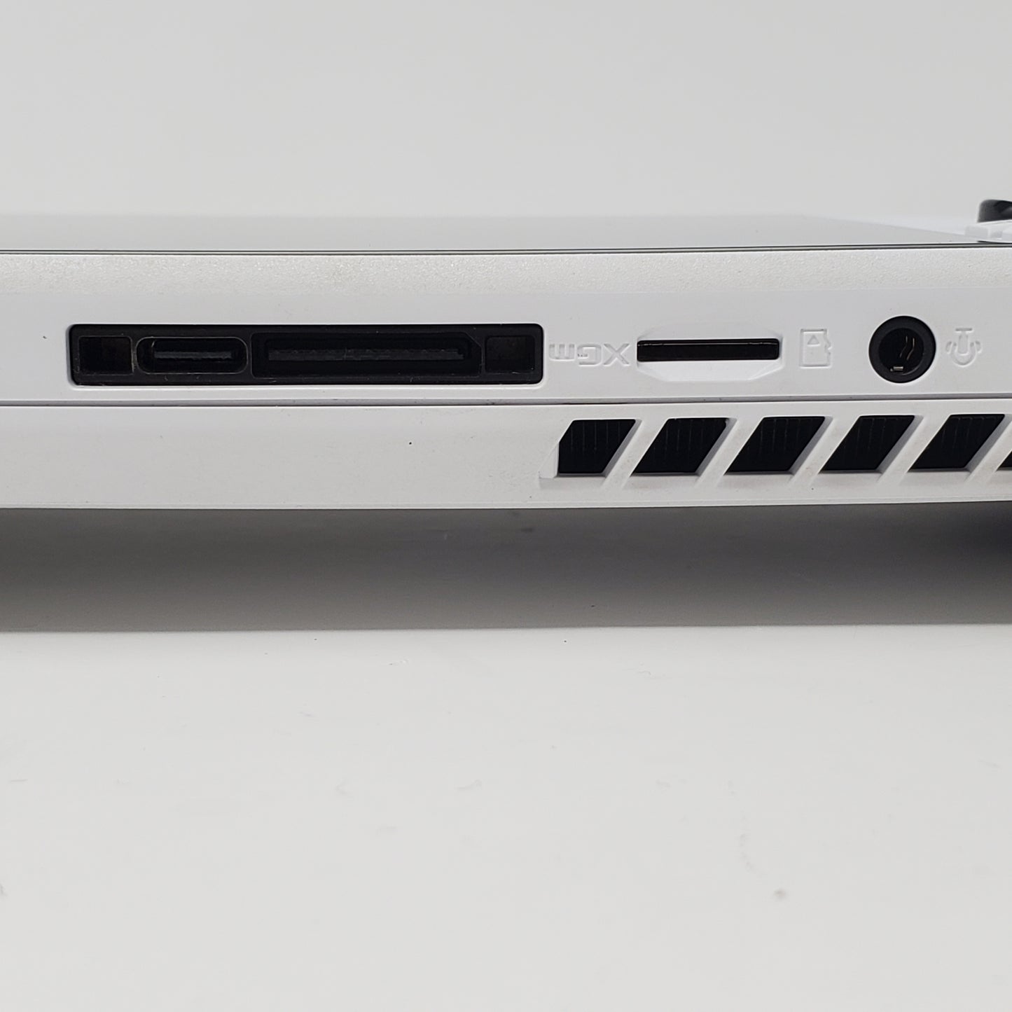 Asus ROG Ally 7" AMD Ryzen Z1 Extreme 16GB RAM 512GB White RC71L-ALLY.Z1X_512