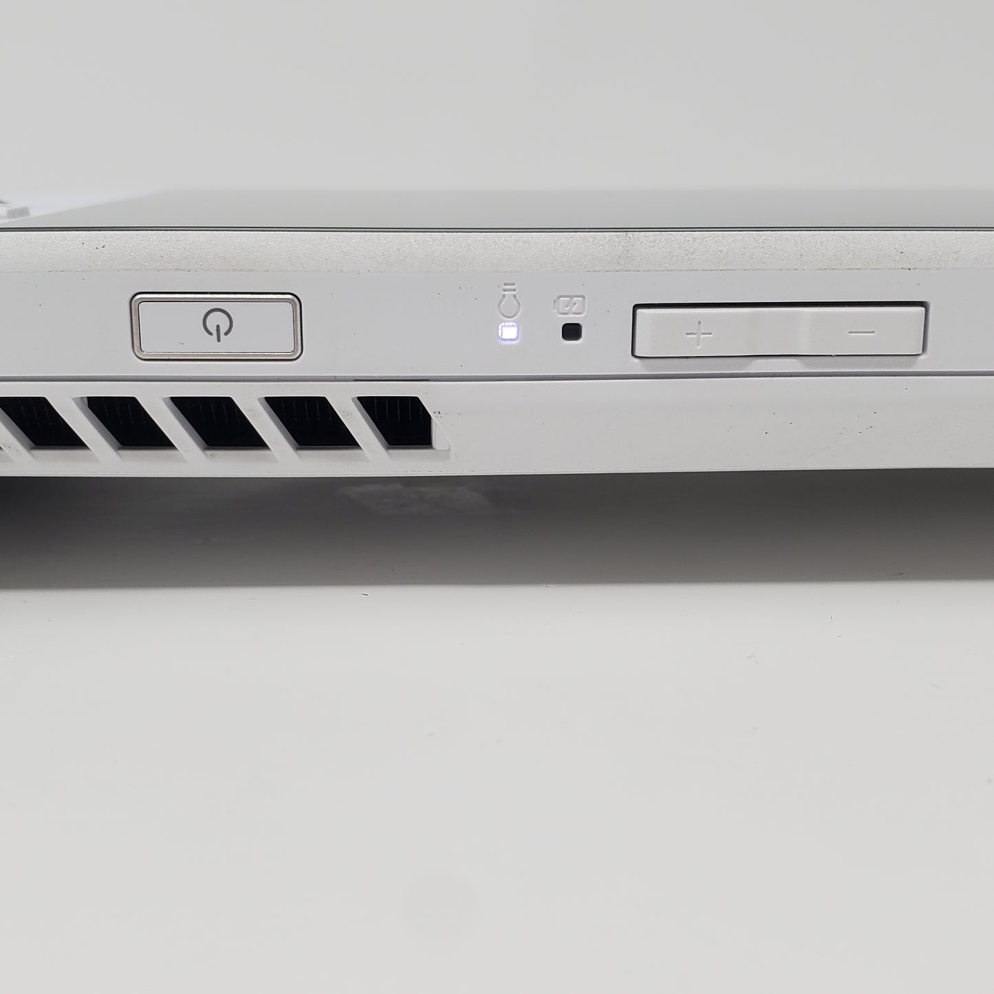 Asus ROG Ally 7" AMD Ryzen Z1 Extreme 16GB RAM 512GB White RC71L-ALLY.Z1X_512