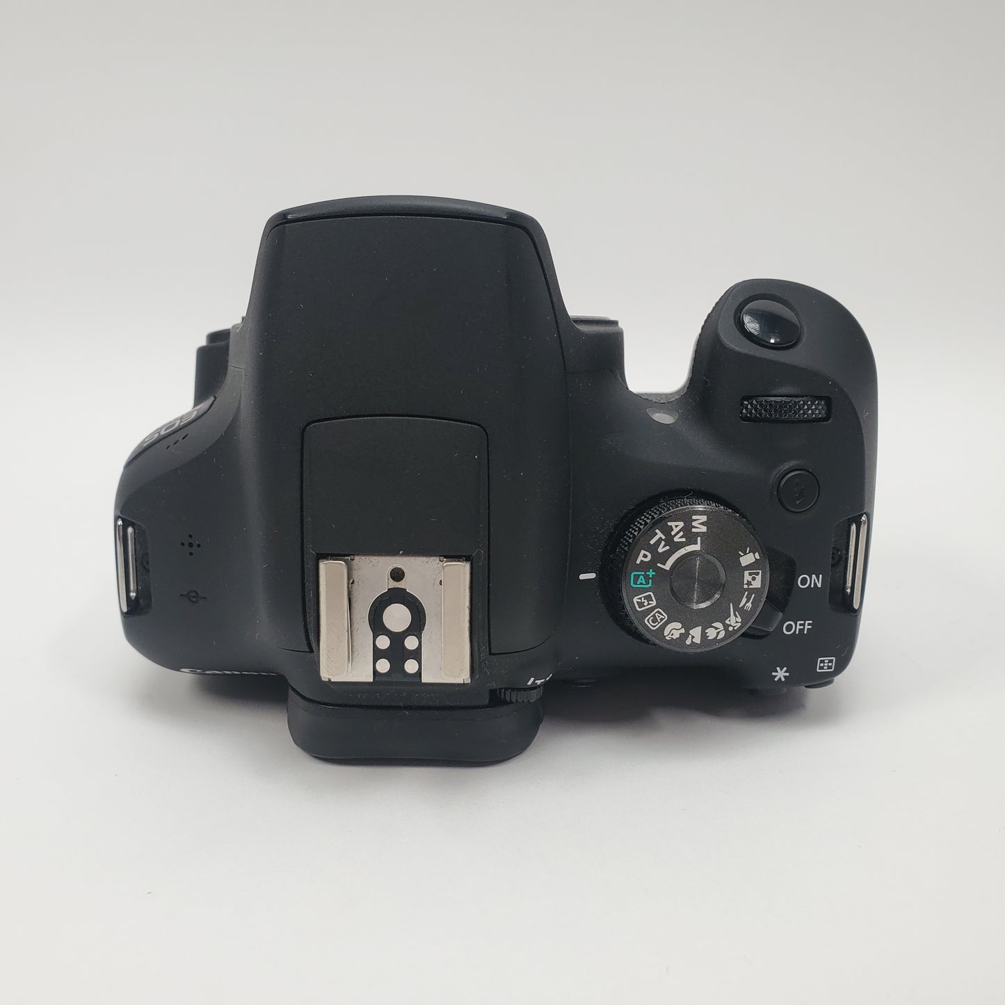 Canon EOS 2000D 24.1MP 	Digital Single-Lens Reflex (DSLR)