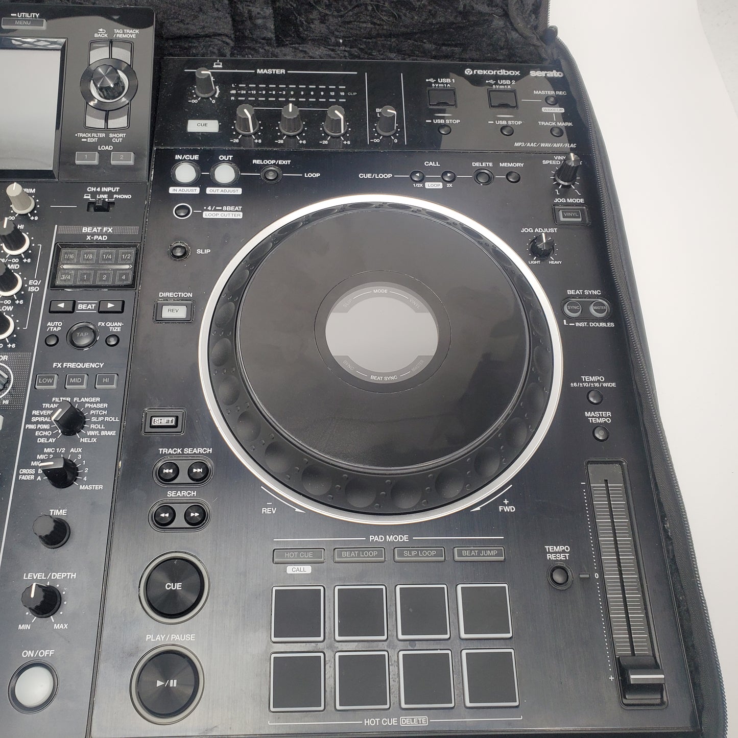 Pioneer DJ XDJ-XZ Professional 4-Channel All-in-One DJ System - Black *Read*