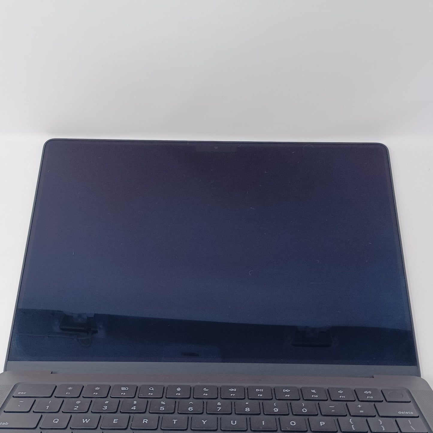 2025 Apple MacBook Pro 14" M5 10C GPU 4.6GHz 16GB RAM 512GB SSD A3434