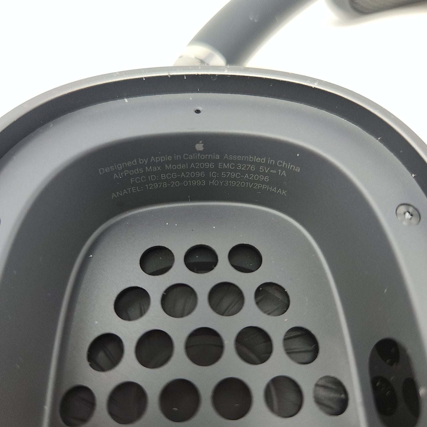 Apple AirPods Max Wireless Over-Ear Headphones Midnight MWW43AM/A