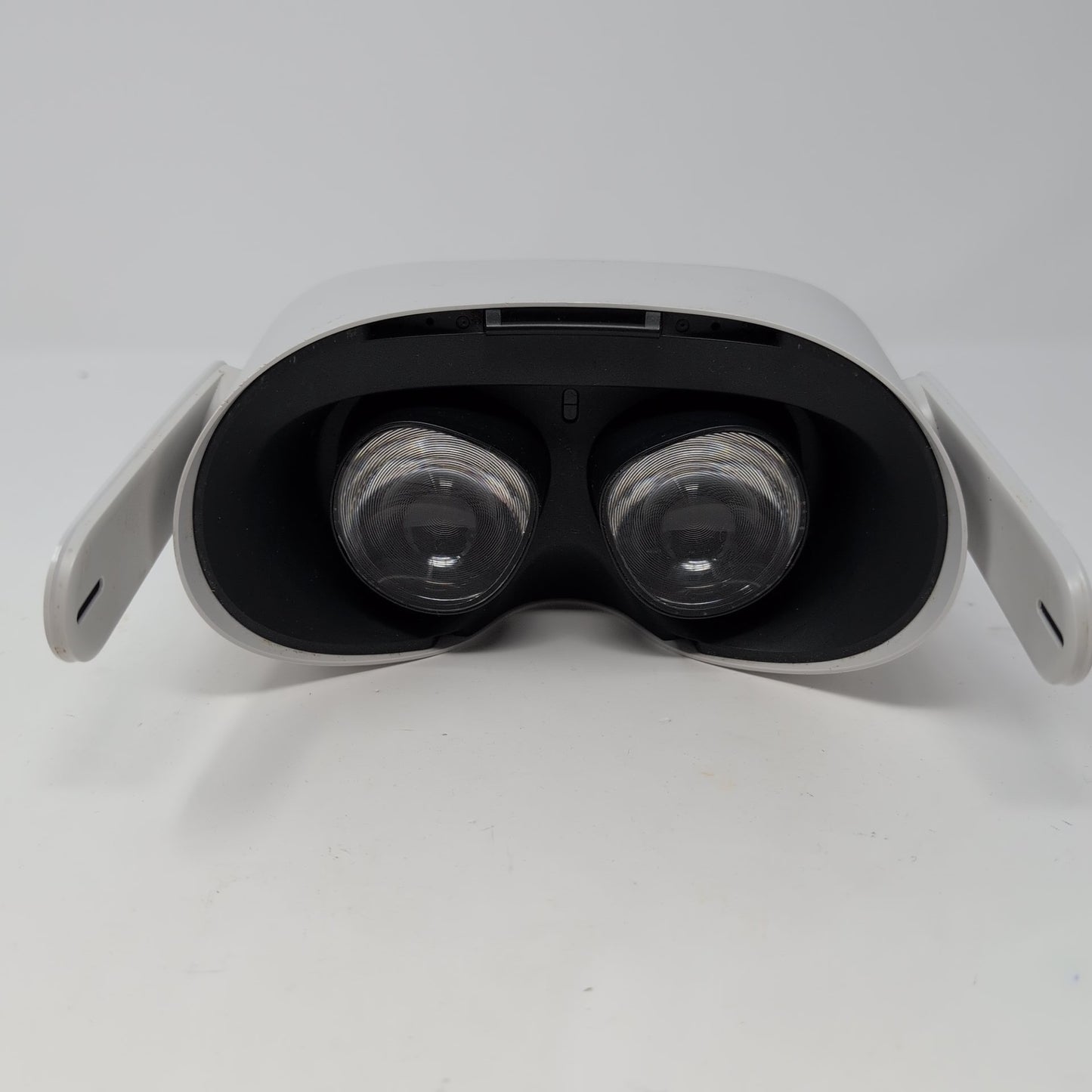 Meta Quest 2 128GB Standalone All-in-One VR Headset KW49CM- Headset Only