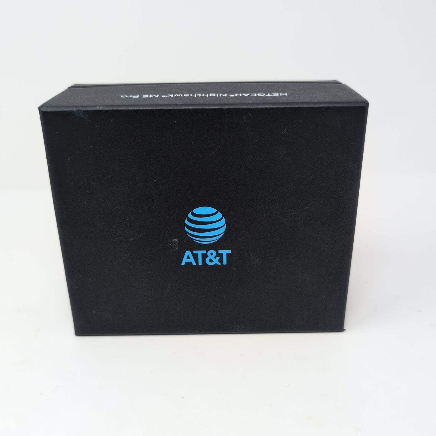 NETGEAR Nighthawk M6 Pro MR6500 5G WiFi 6E Mobile Hotspot Tri-Band Router