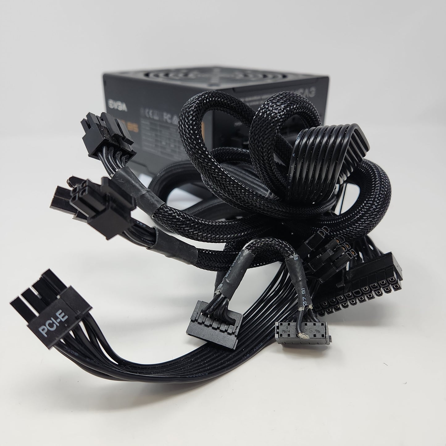 EVGA 750 B5 80 Plus Bronze 750W Fully Modular Power Supply 220-B5-0750-V1