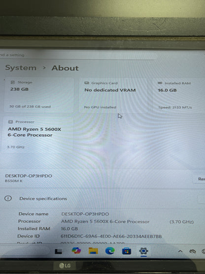 Custom PC Ryzen 5 5600X 3.70GHz 16GB RAM 256GB SSD XFX Radeon 6700 XT