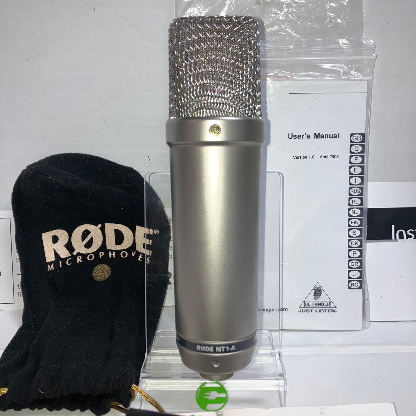 Rode Cardioid Condenser Large-Diaphragm NT1-A Microphone