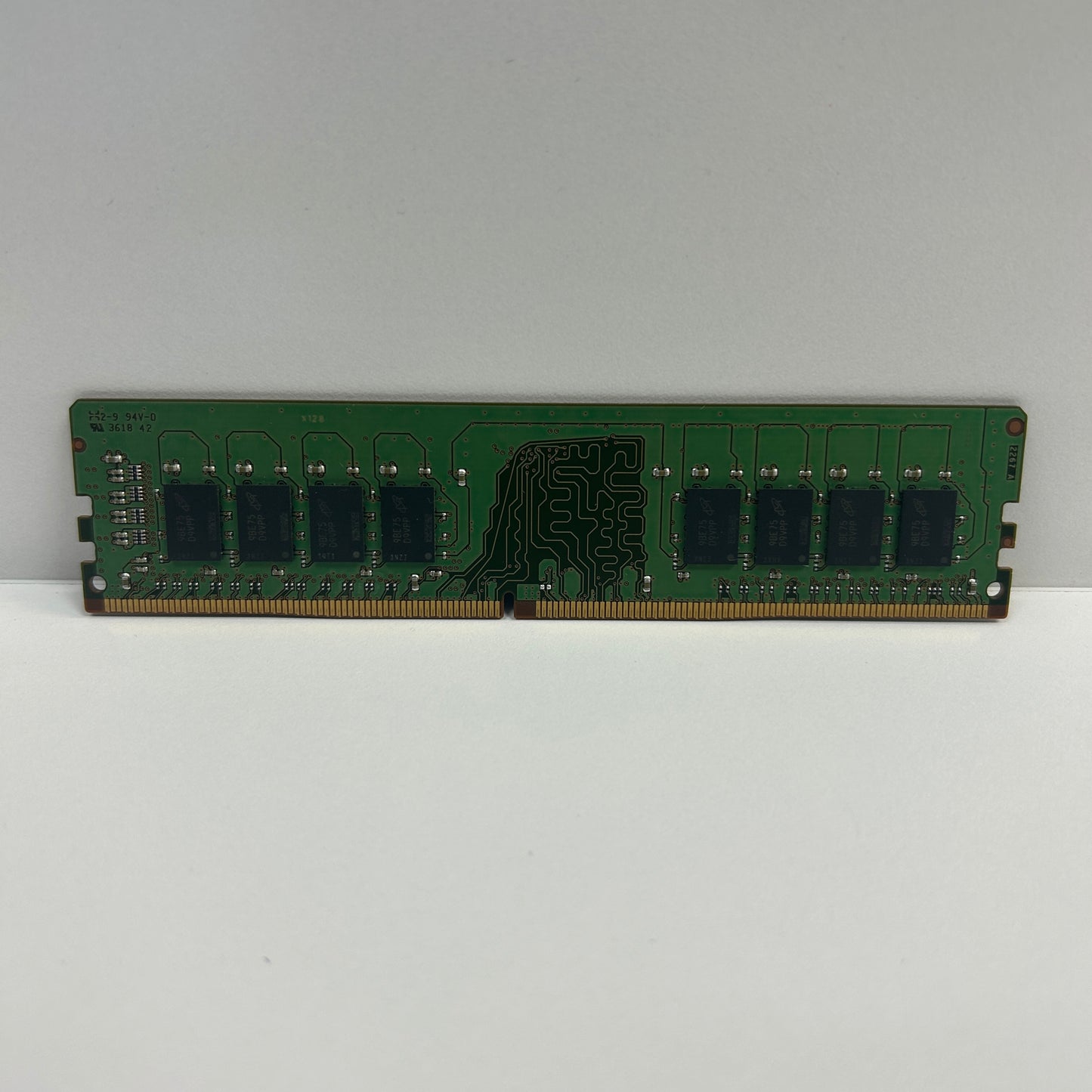 Micron PC4-266VUB1-11 32GB (1x16GB) RAM DDR4 2666MHz MTA16ATF2G64AZ-2G6E1 (Copy)