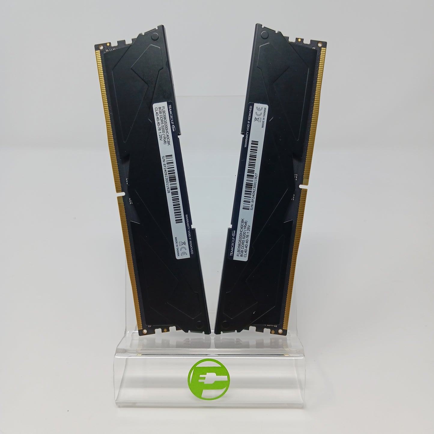 T-Force Vulcan RAM 16GB (2X8GB) DDR5 5200MHz FLBD58G5600HC40CBK